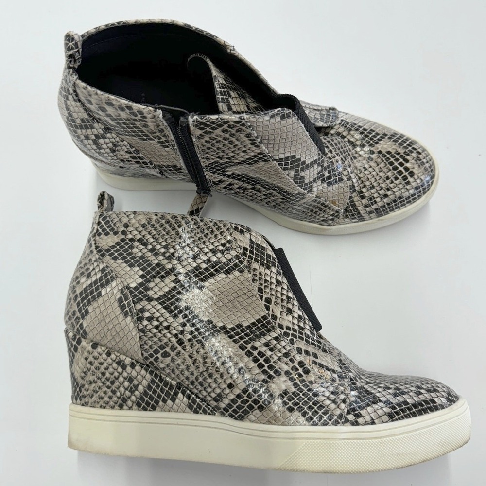 MIA Sneakers Womens 8.5 Grey Snakeskin Wedge‎ Animal Print Streetwear